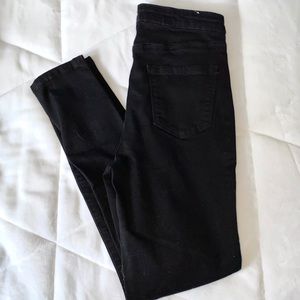 Forever 21 black skinny jeans